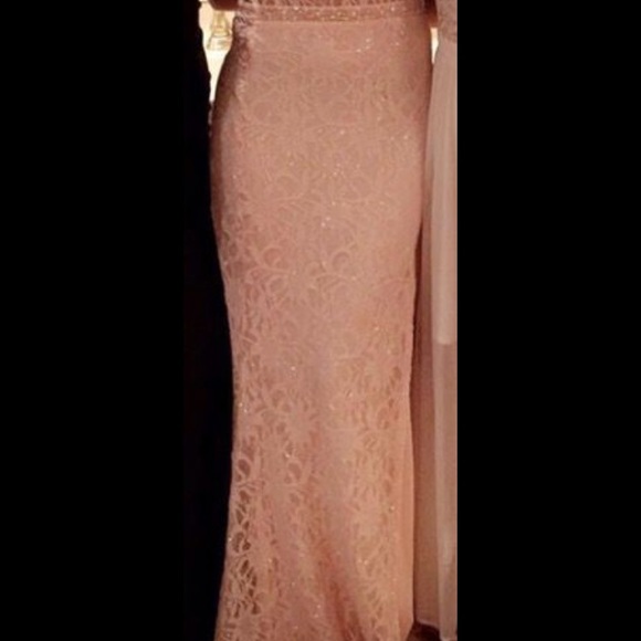 Dress - Picture 6 of 8